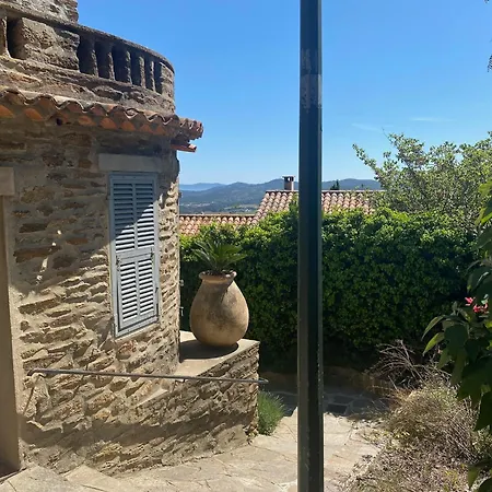 Holiday home Magnifique Maison De Village Clim Vue 6 Pers